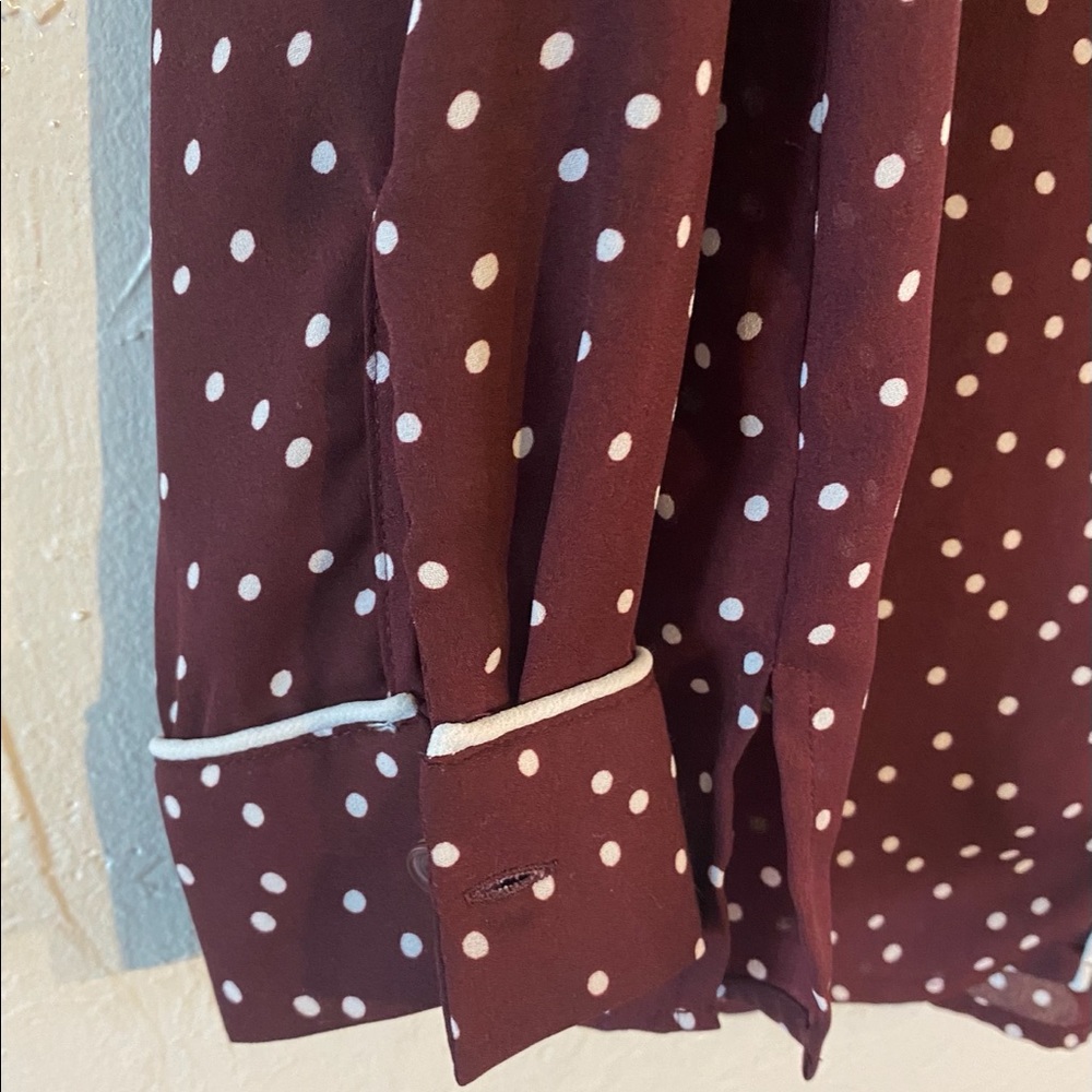 Maroon button down blouse - Picture 4 of 4